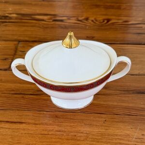 Royal Doulton Martinique Sugar Bowl & Lid Fine Bone China SU